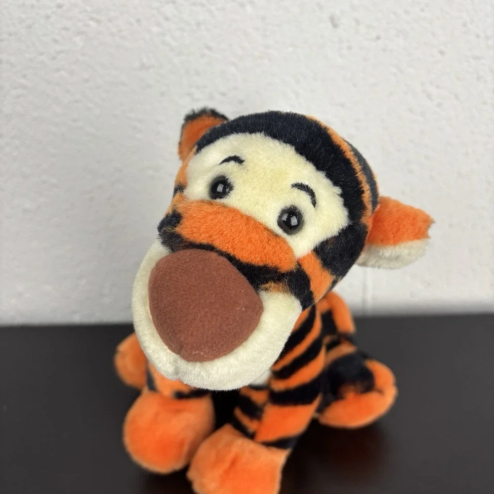Vintage TIGGER 10